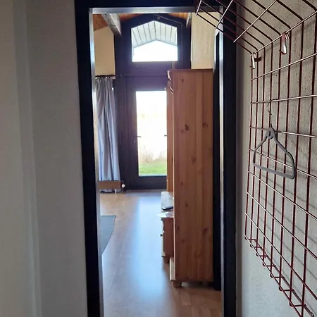 Prázdninový dům B 12 Direkt Am Binnensee- Seeblick By Interhome Grosswurden