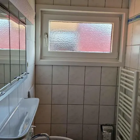 Casa vacanze B 12 Direkt Am Binnensee- Seeblick By Interhome