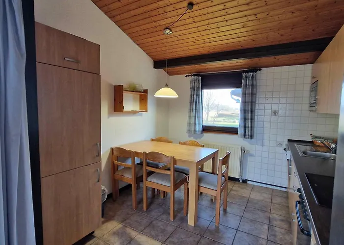 Casa vacanze B 12 Direkt Am Binnensee- Seeblick By Interhome